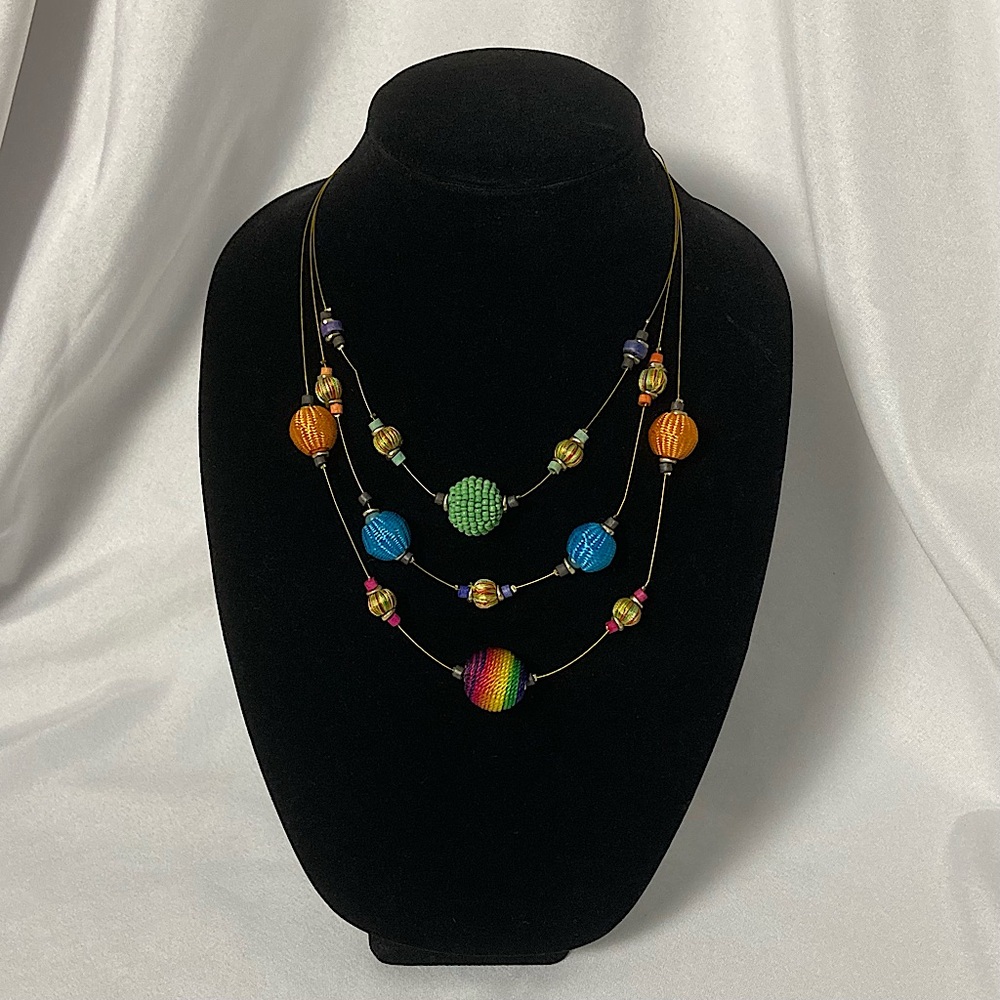 💫 Chico’s Three Strand Rainbow Beaded Wire Necklace